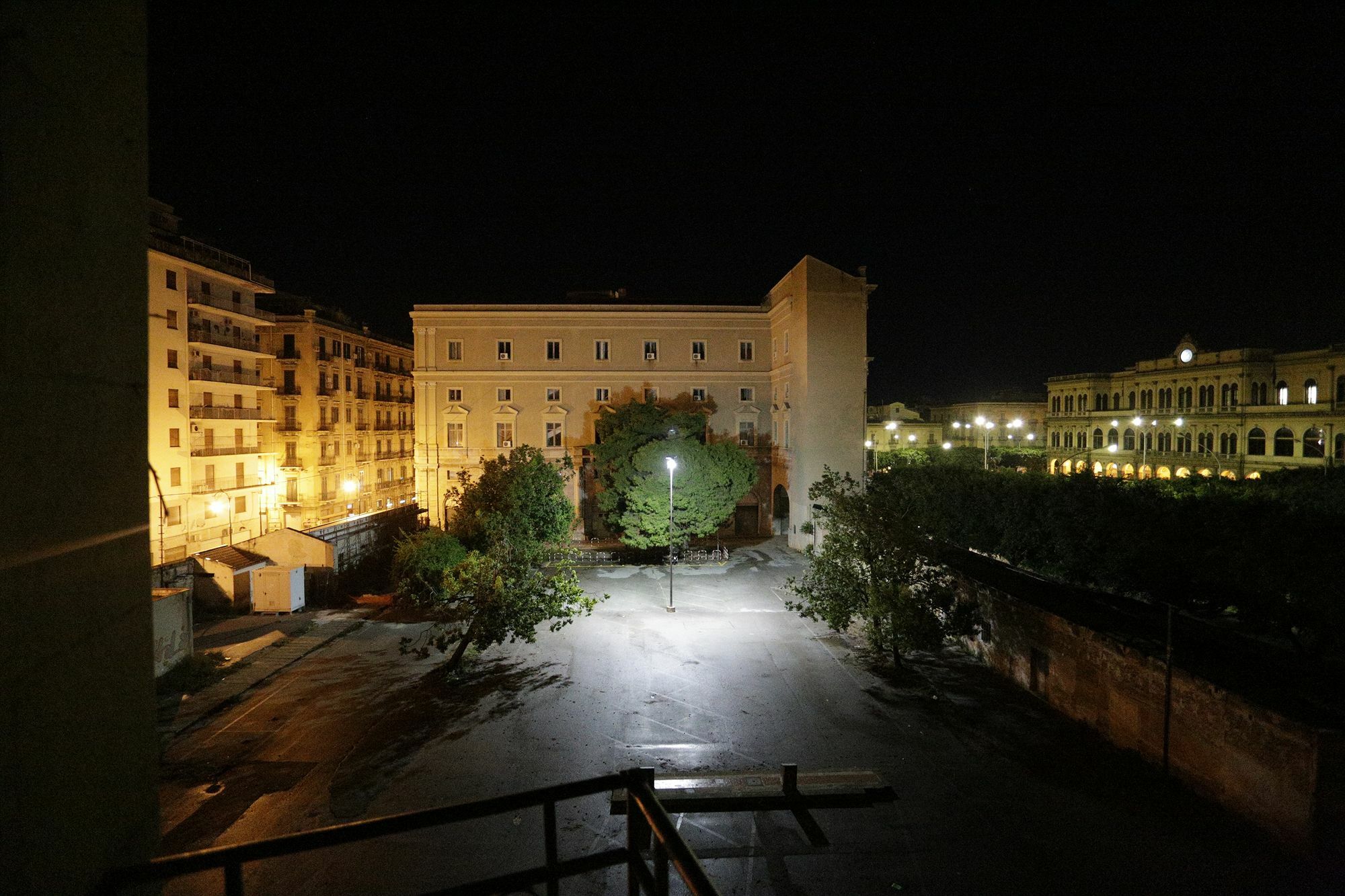 Bed & Breakfast N38e13 Bb Art Design Palermo